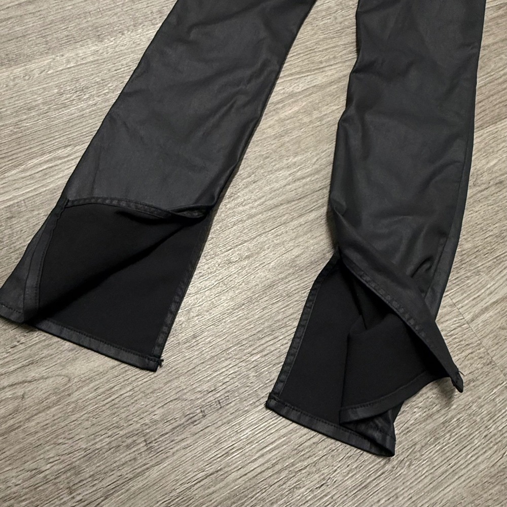 Abercrombie & Fitch 90s Slim Straight Ultra High Rise Coated Black Pants 27 TALL - Picture 11 of 12